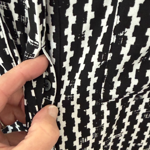 Apt. 9 Black and White Long Sleeve Dress - Picture 5 of 7